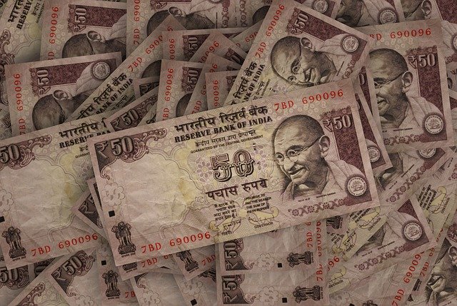 சாமர்த்தியமாய் குடும்பம் நடத்த டாப் 5 ஆலோசனைகள்!