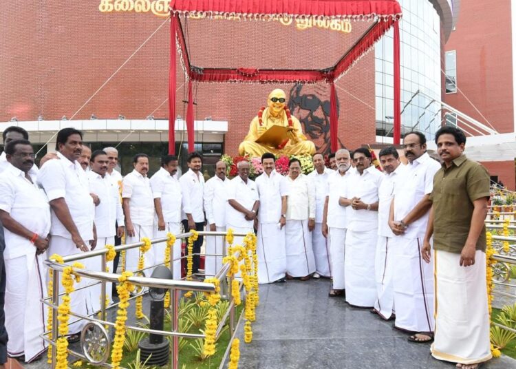 மதுரை கலைஞர் நூலகம் வெல்க!